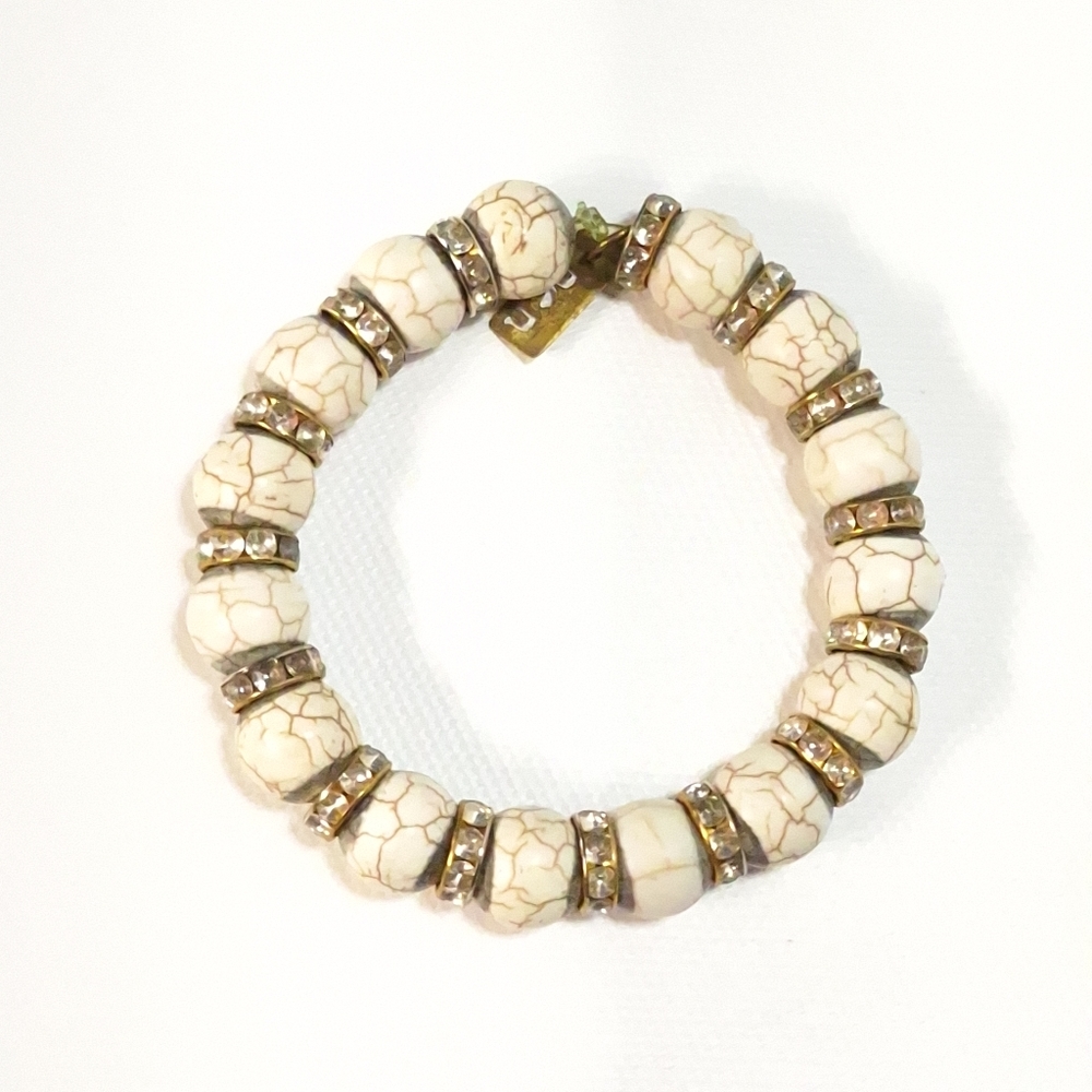 Hen & Bear Howlite Crystal Rhinestone Stetch Bracelet - Picture 3 of 6